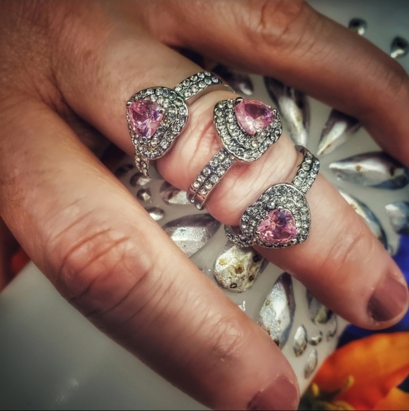 Candy Heart Lush Romance Heart Shaped Crystal Pink Crystal Silver Ring - Picture 8 of 16